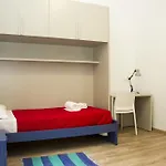 Center 2