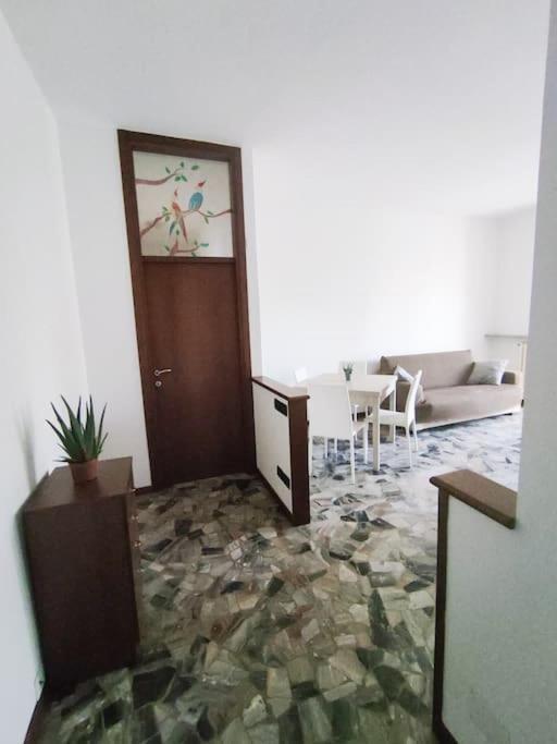 Appartamento Airport+train Station+center Cozy City Loft *