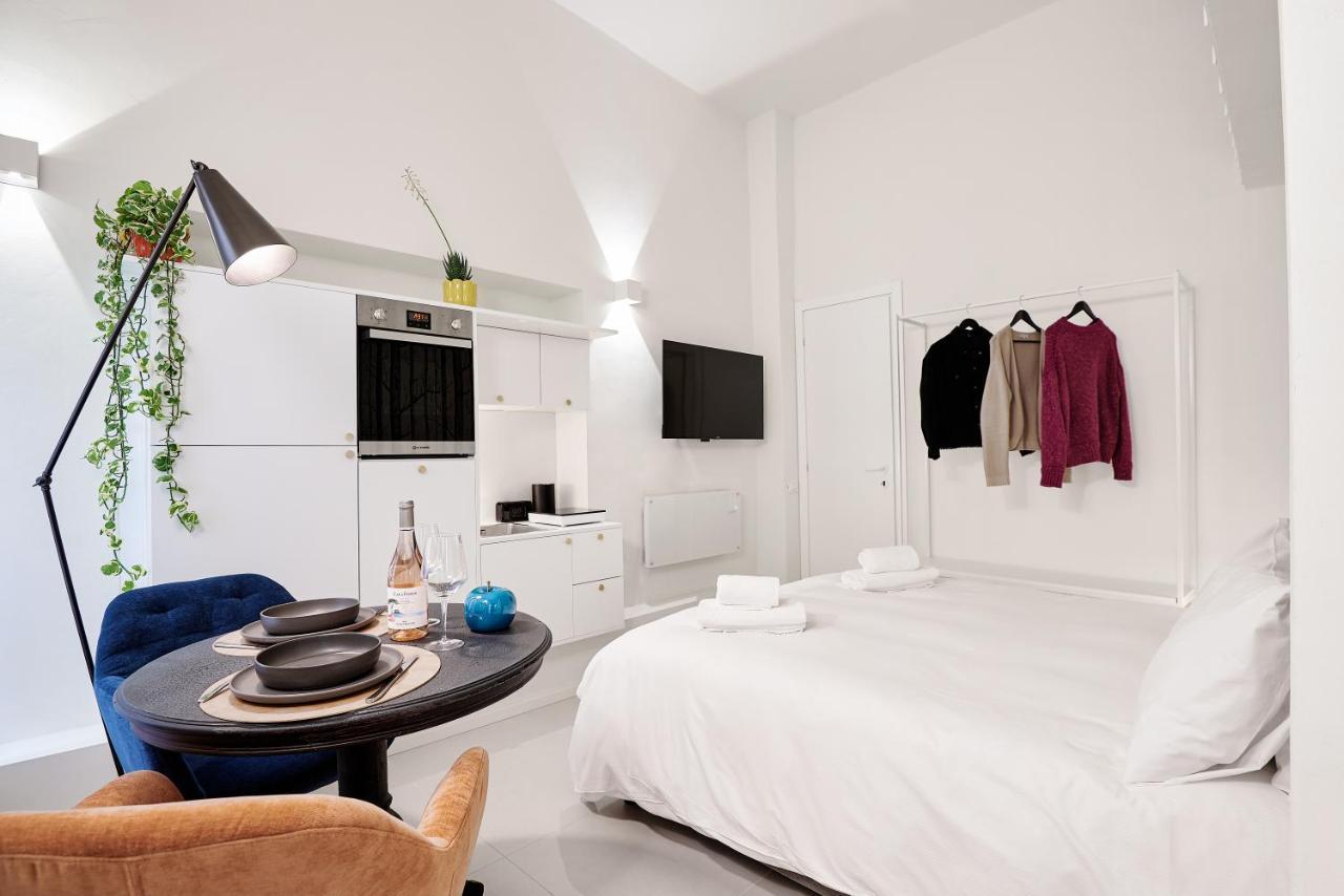 Rego - Boutique With Some Off-site In A Charming Historic District Close To Upper Town *
