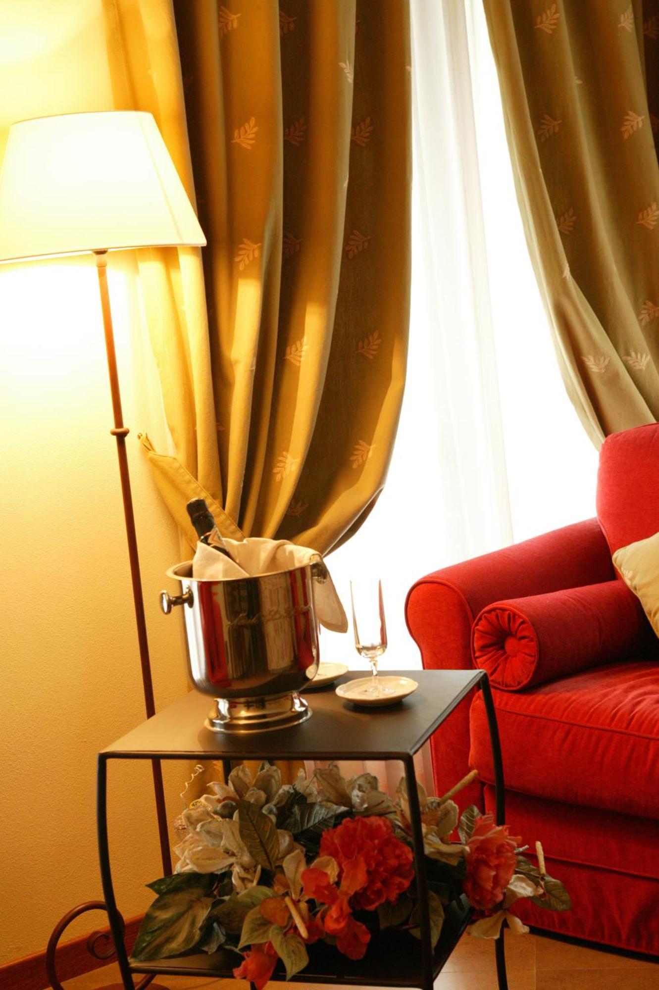 La Valletta Relais 2*