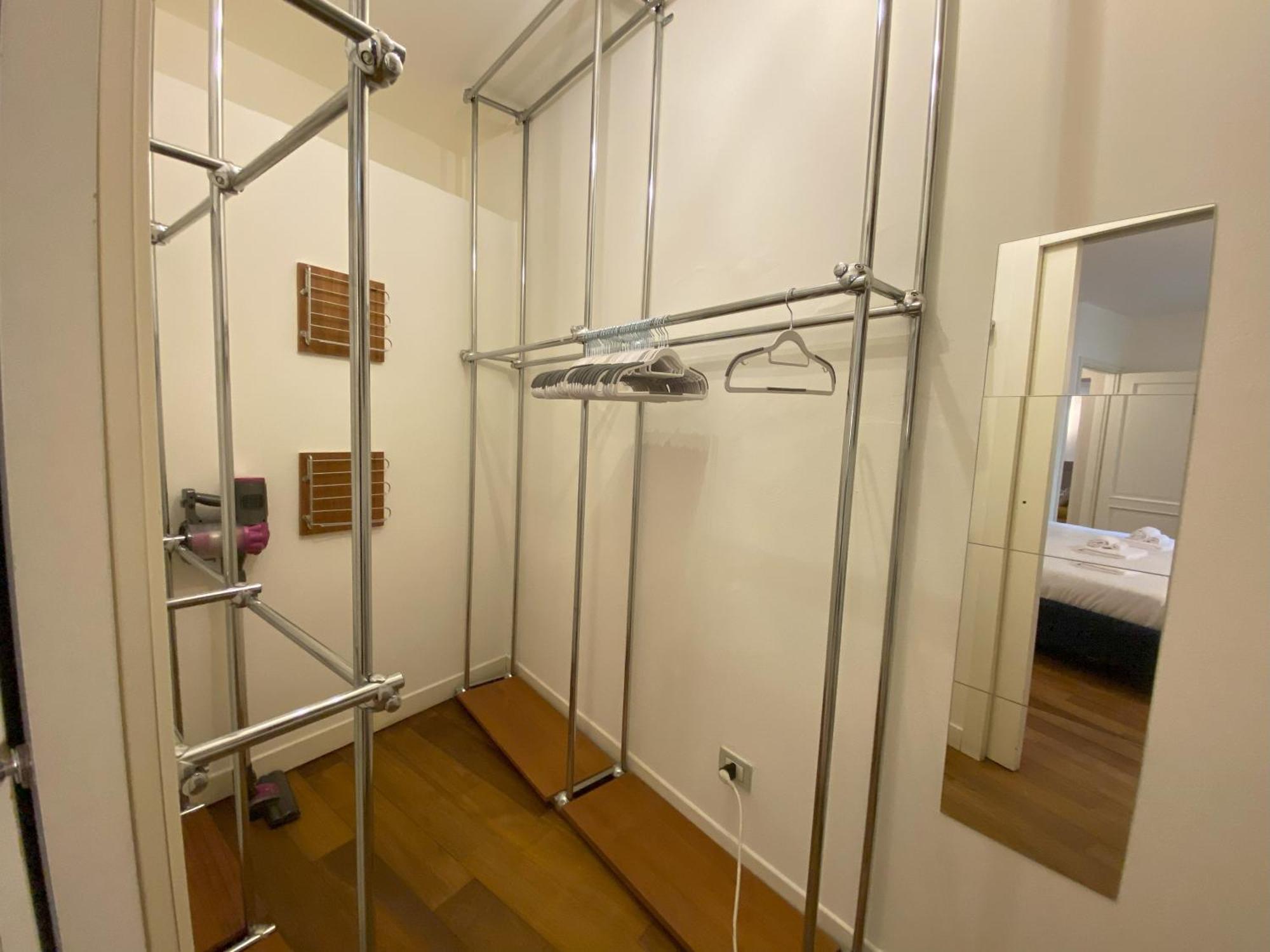 Apartment La Casa Dell'arte In Piazza Vecchia