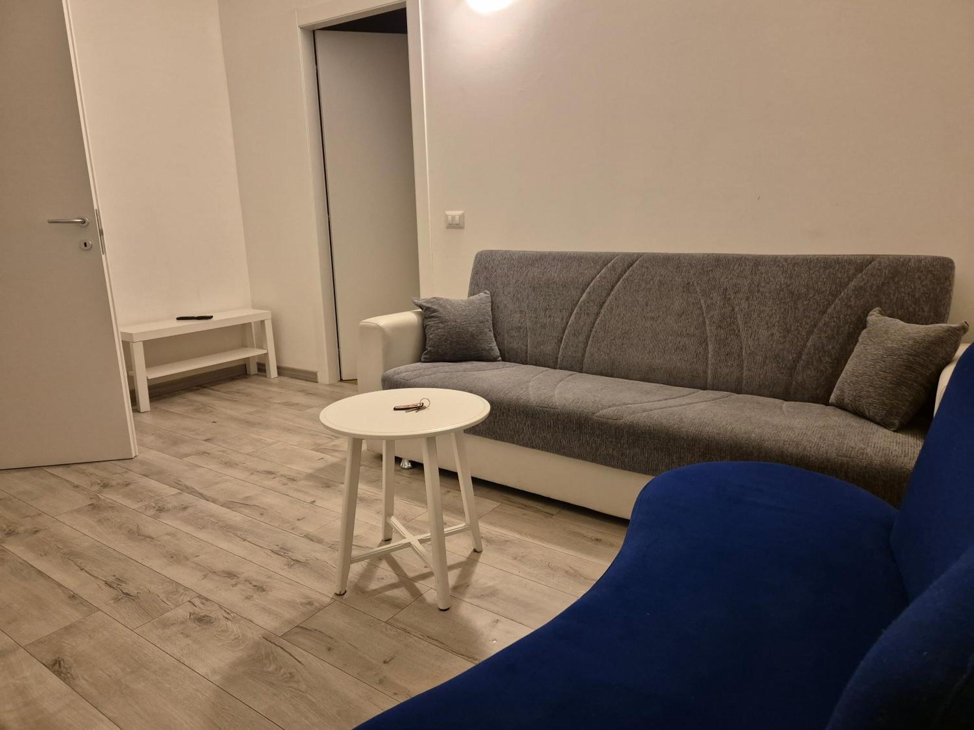 Life Apartment *