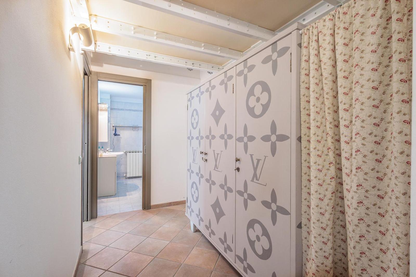 Four Trees Garden House Apartment *