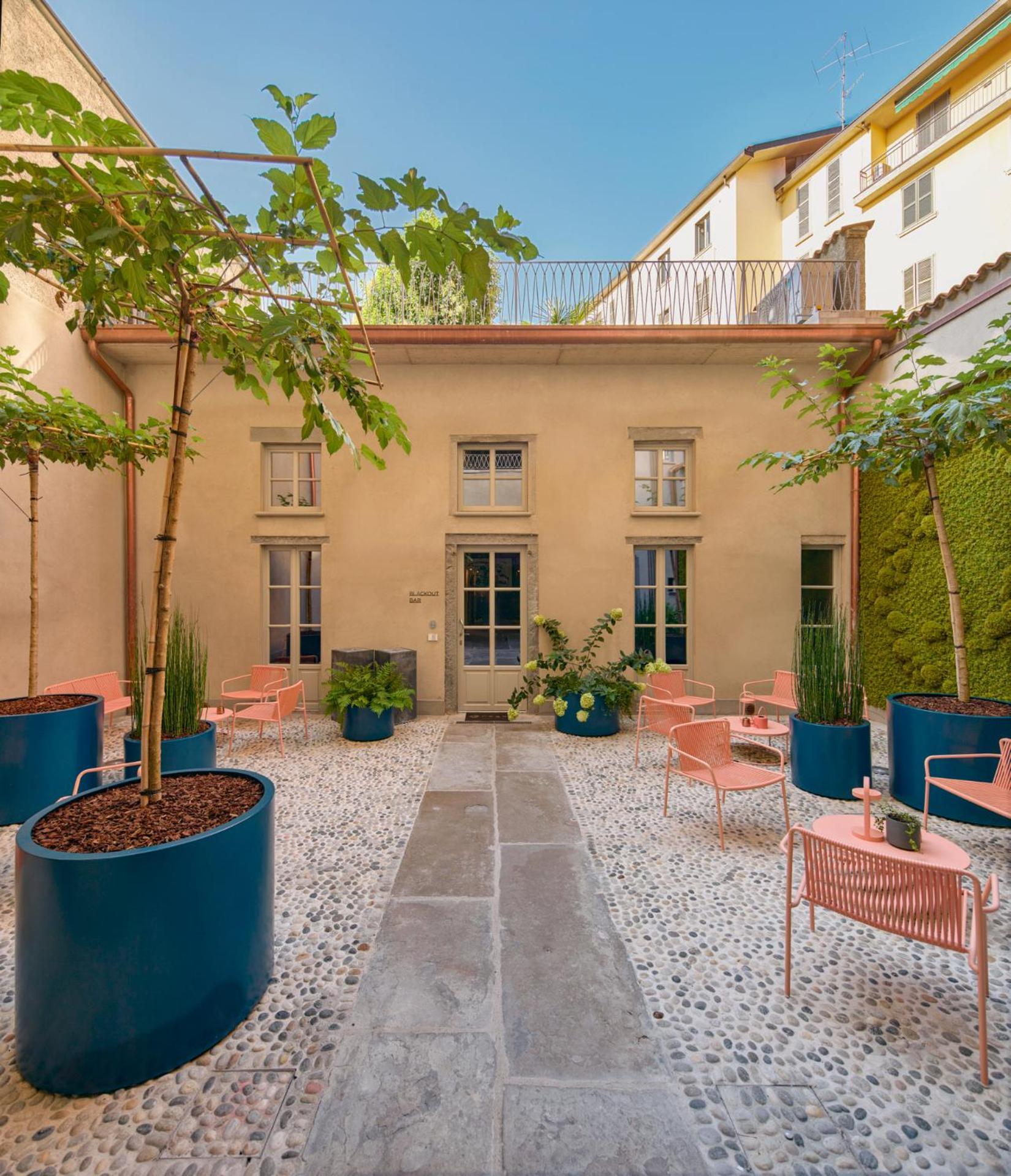 Rego - Boutique & Serenity With Some Off-site In The Heart Of Center Apartment