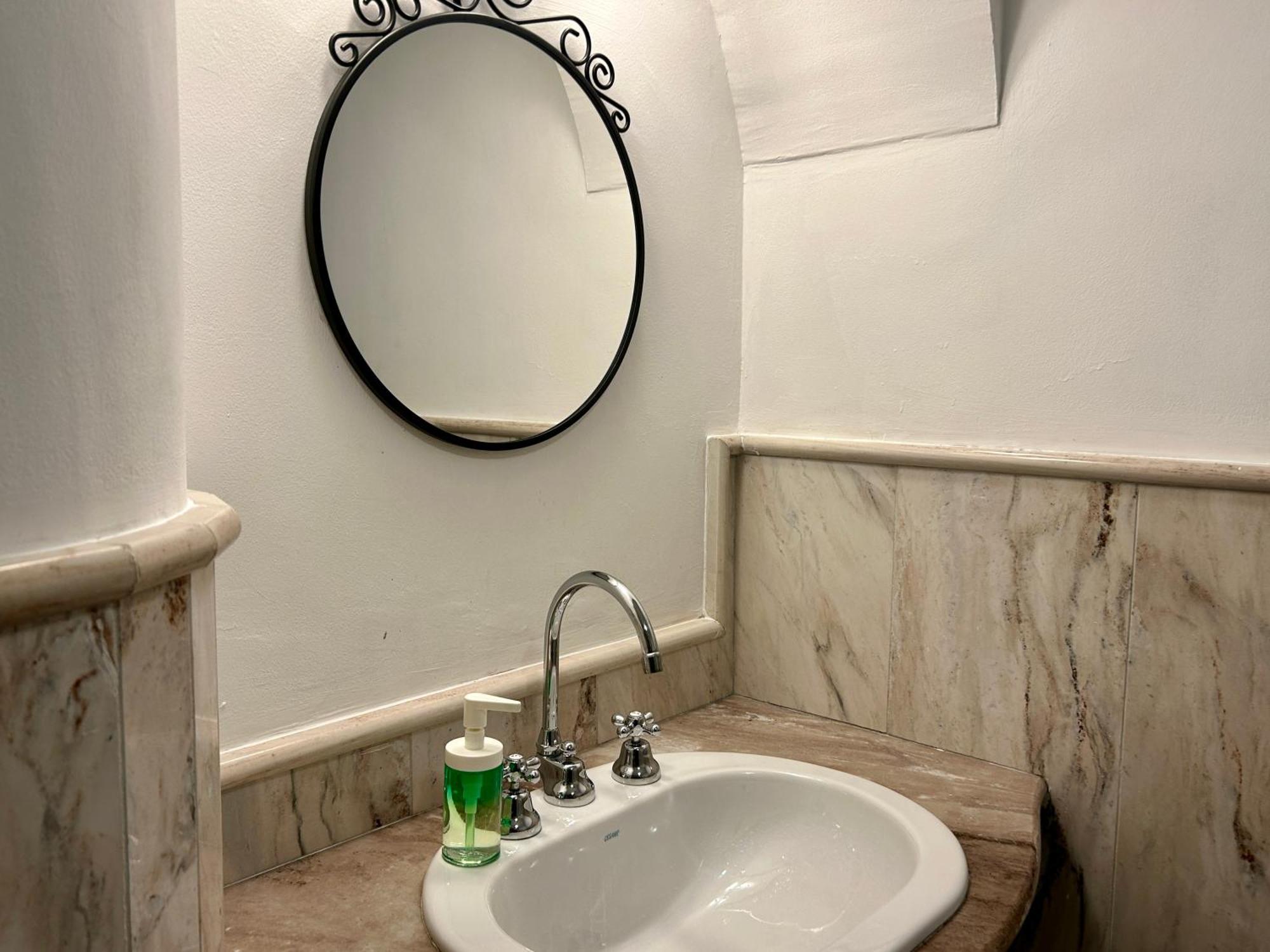 Taverna Degli Artisti - Immobili E Soluzioni Rent Apartment *