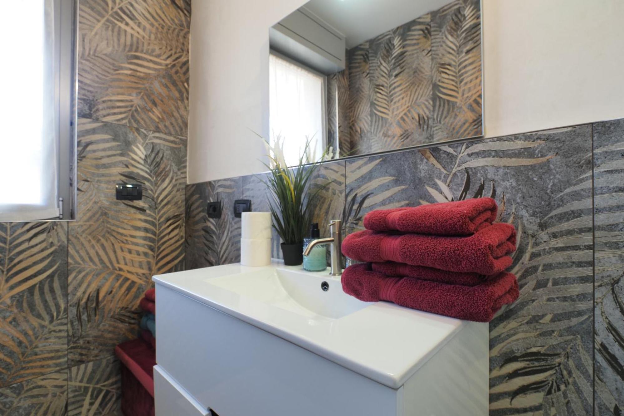 Center - Modern Flat With Free Parking And Wifi - A Huoneisto