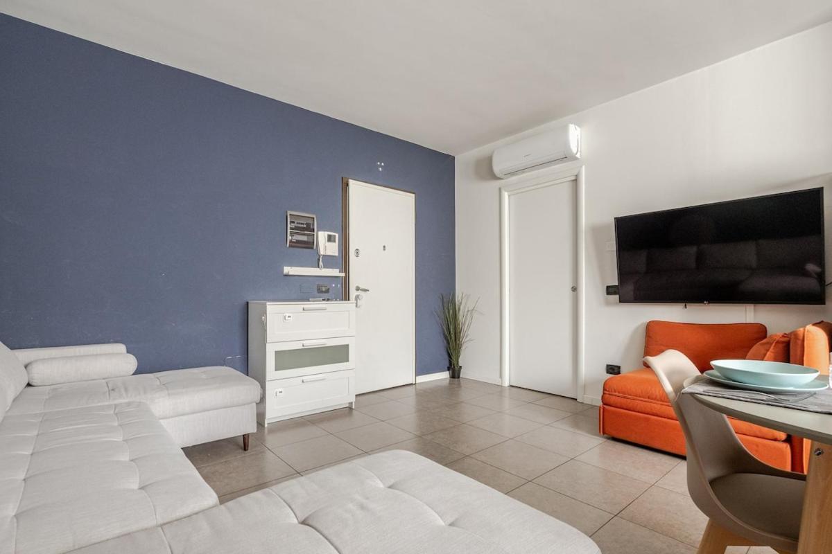 Huoneisto Center - Modern Flat With Free Parking And Wifi - A Bergamo