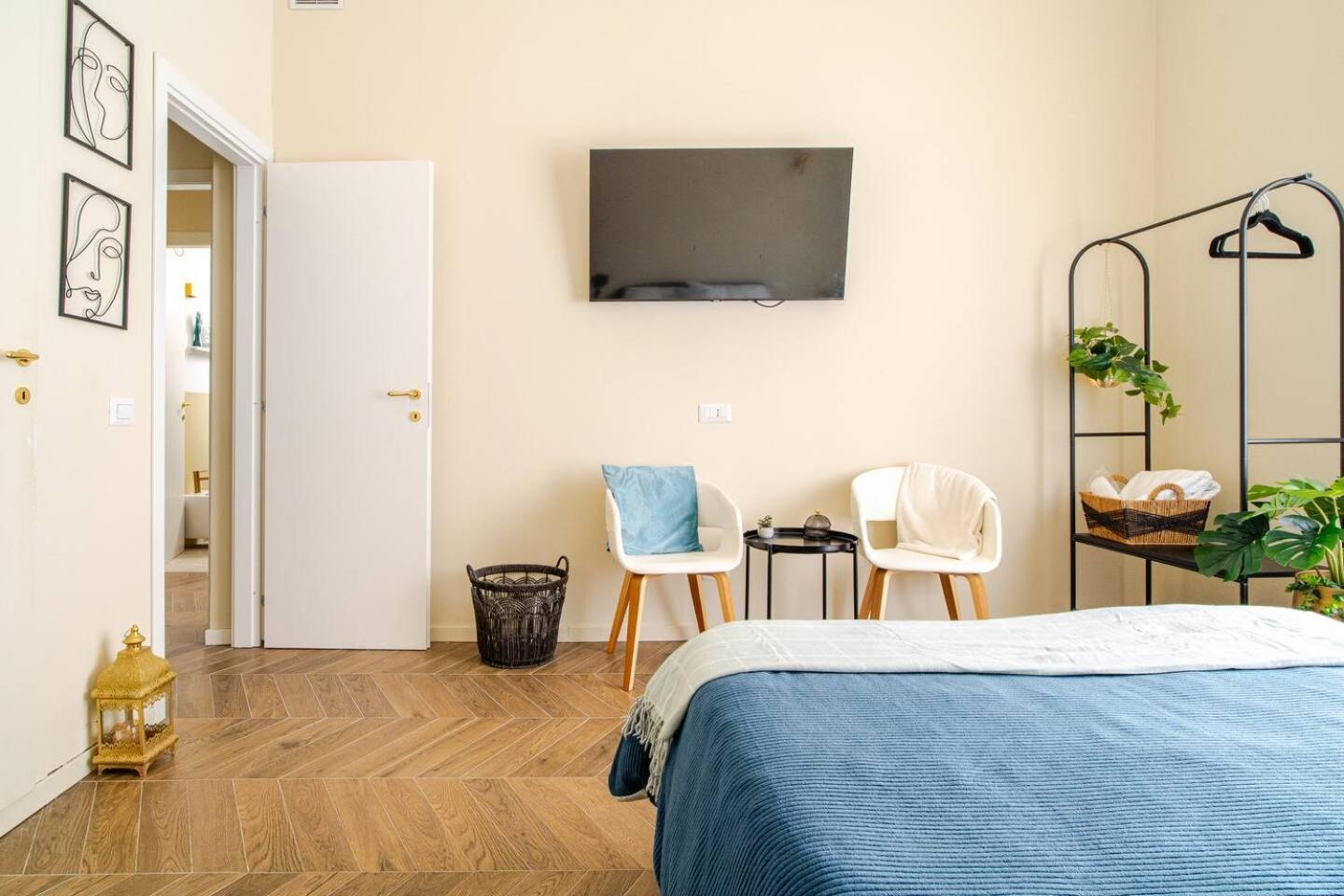 Guest house Center