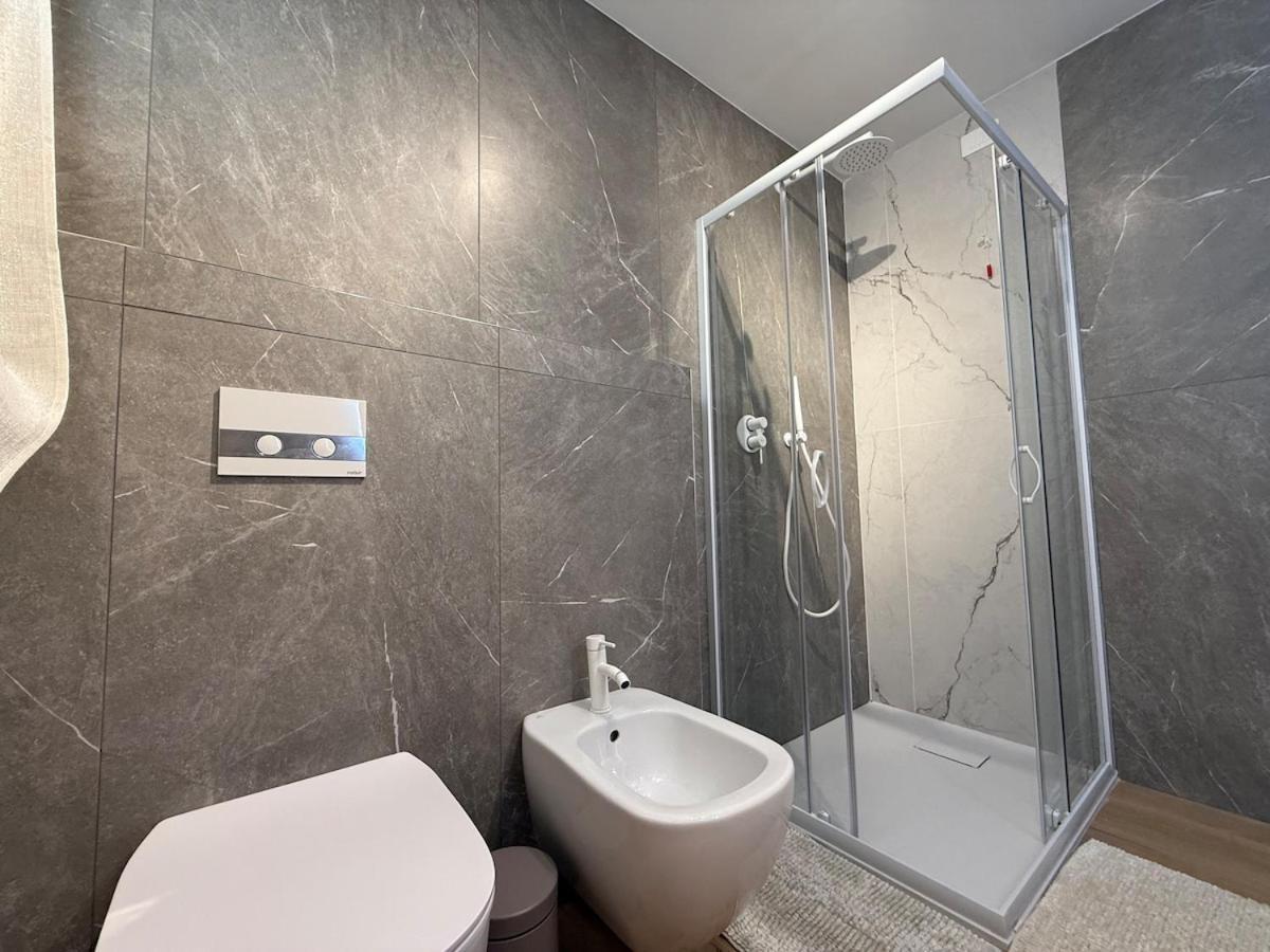 Relax In The - B - Free Netflix And Parking Căn hộ Bergamo