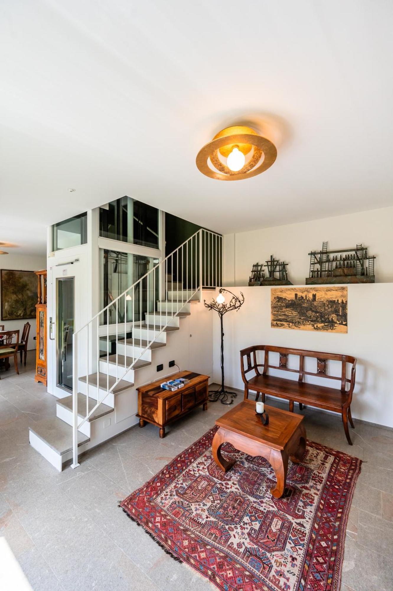 Aminta Apartment