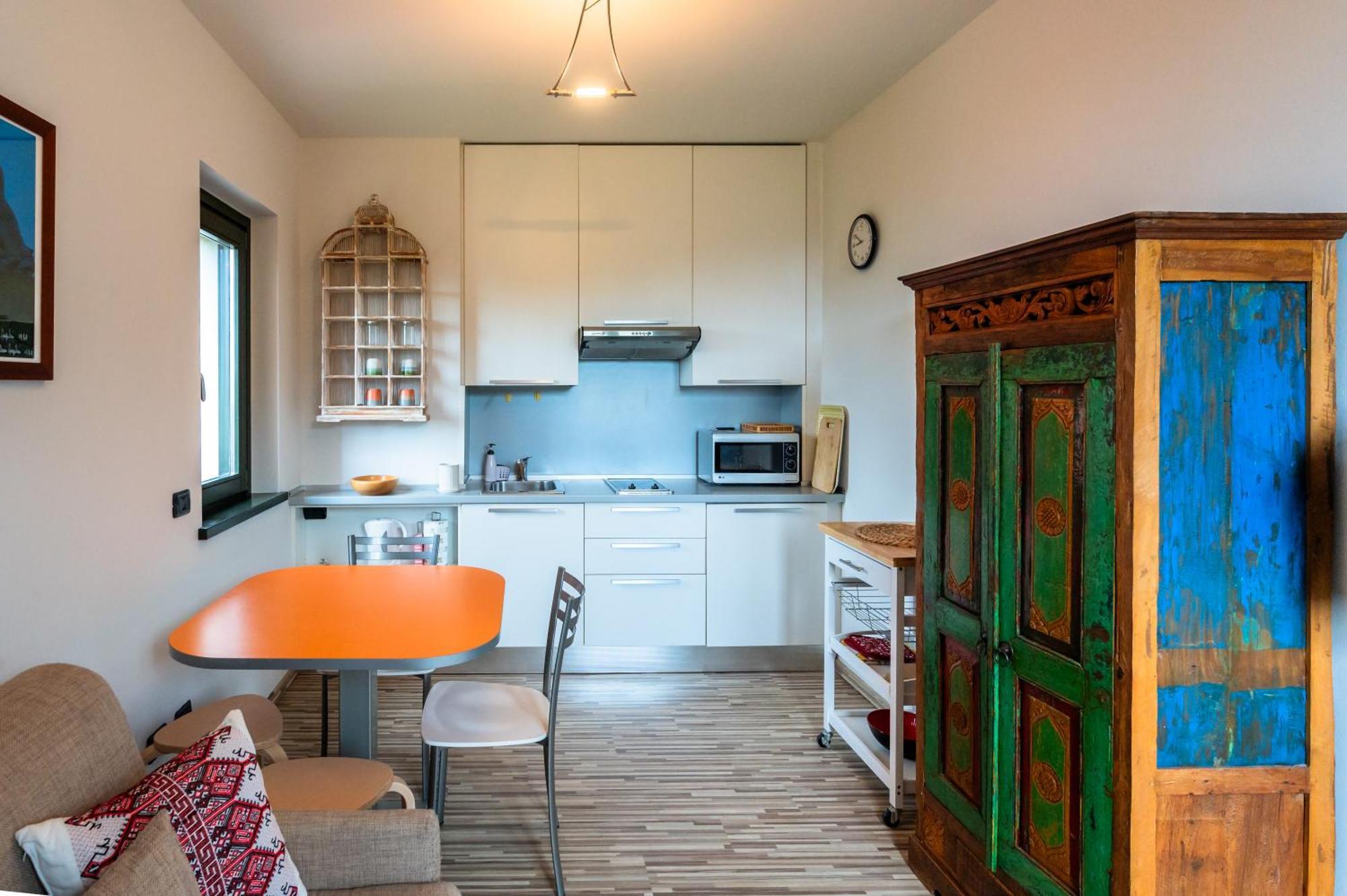 Aminta Apartment *