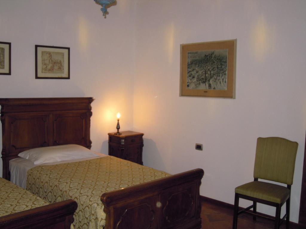 Aamiaismajoitus Castello Presati