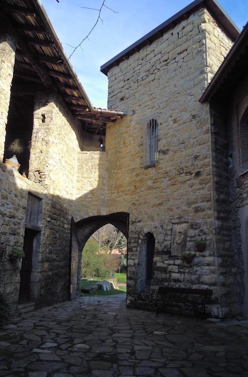 Aamiaismajoitus Castello Presati