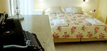 Botton D'oro Pelabrocco Bed & Breakfast 2*