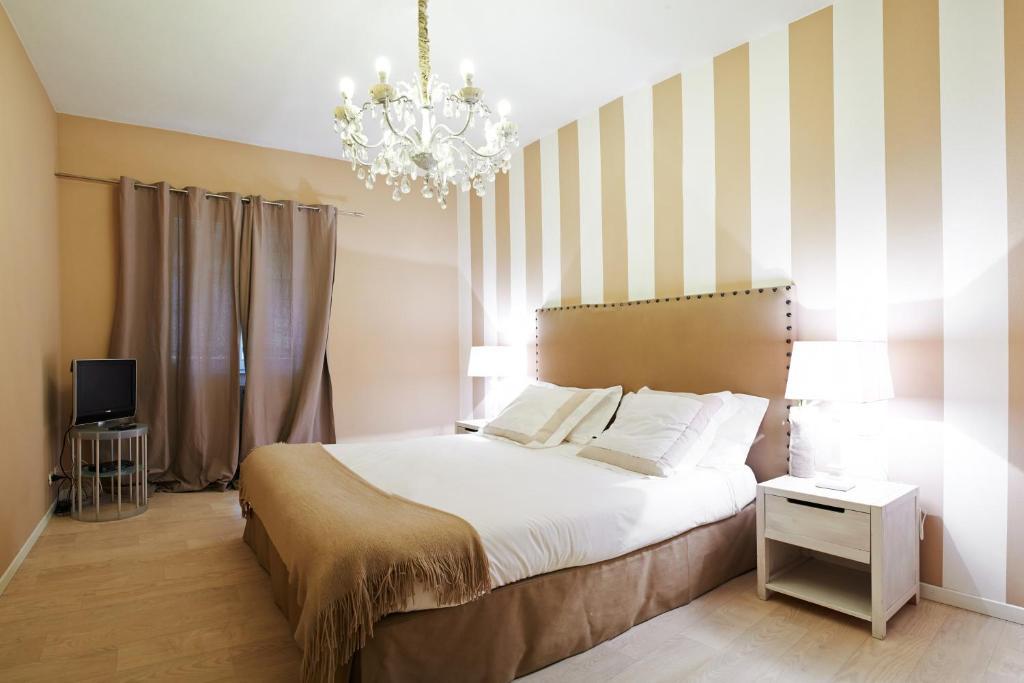 Petite Apartment