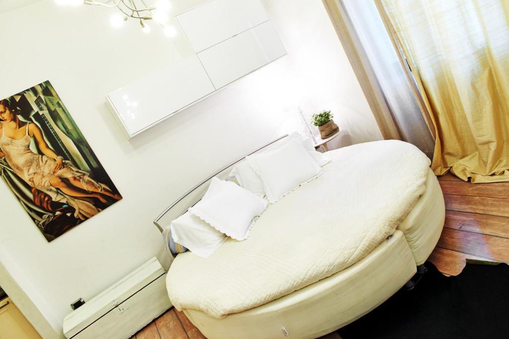 Petite Apartment