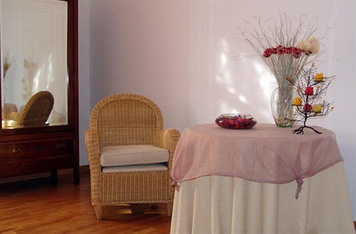 Acomodação com café da manhã  City's House 2*