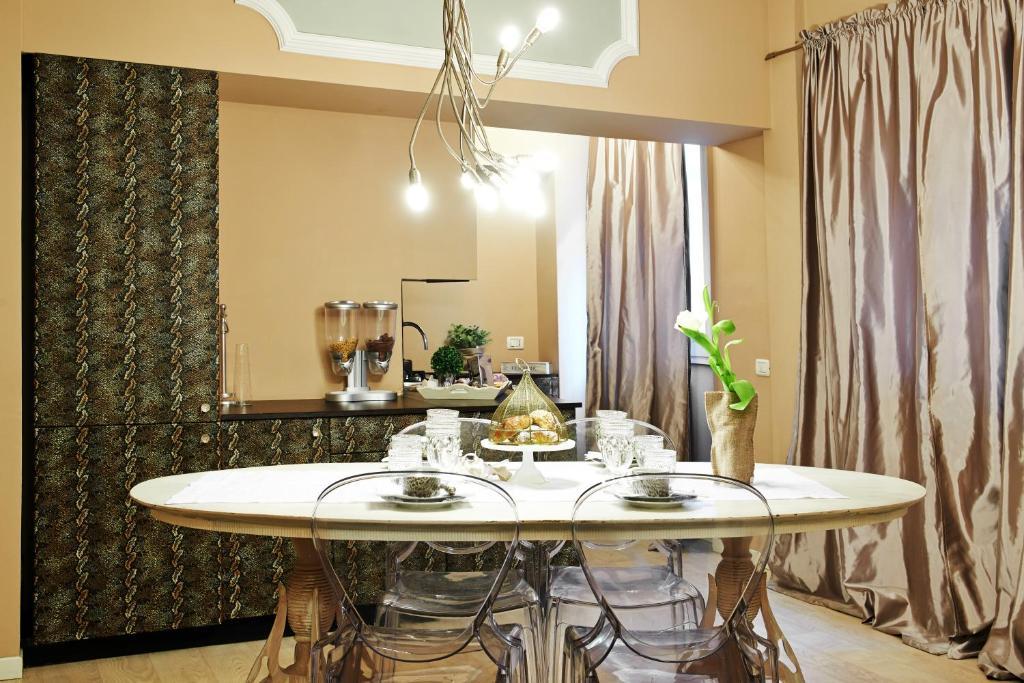 Petite Apartment *