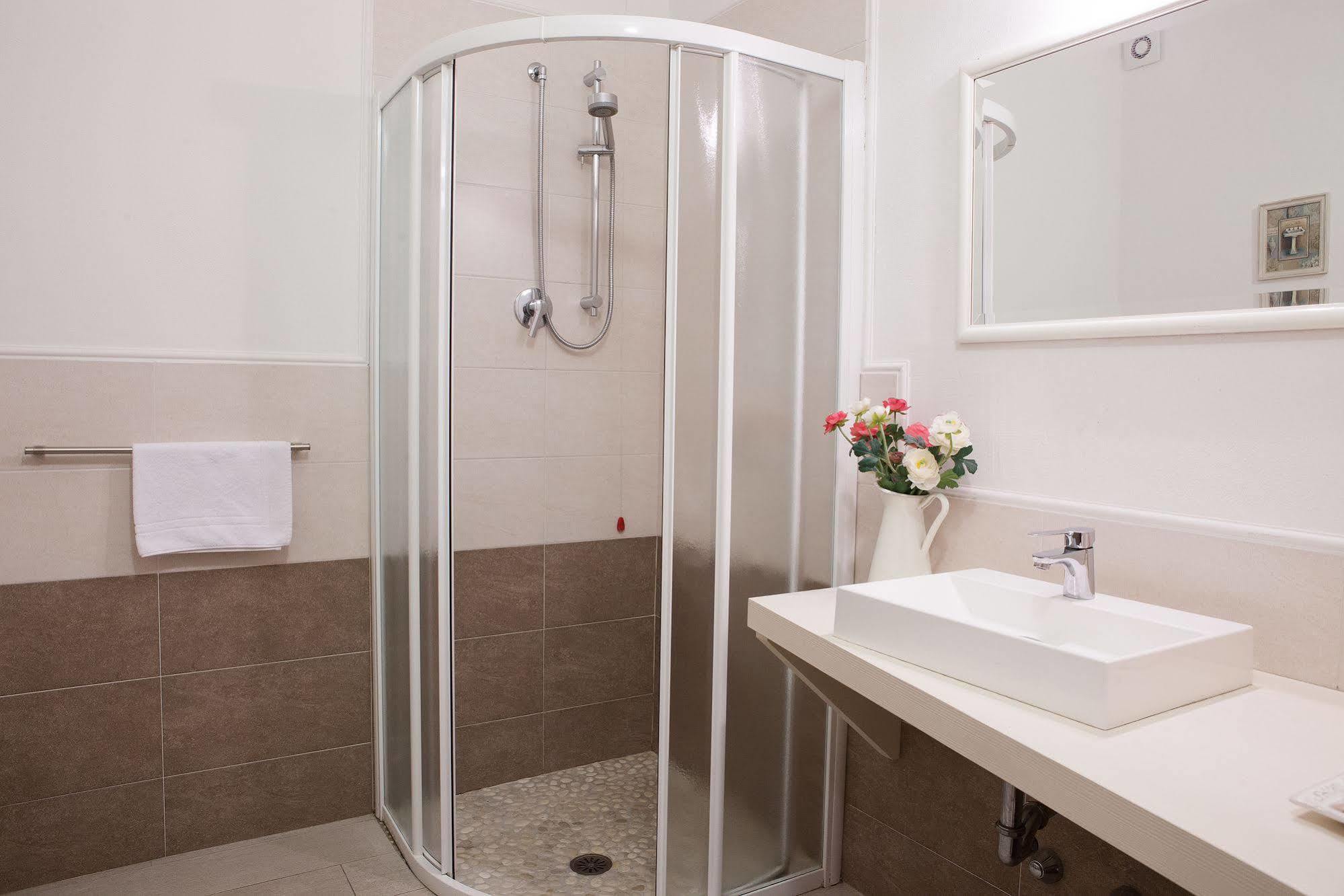 Bed & Breakfast Botton D'oro Pelabrocco 2*