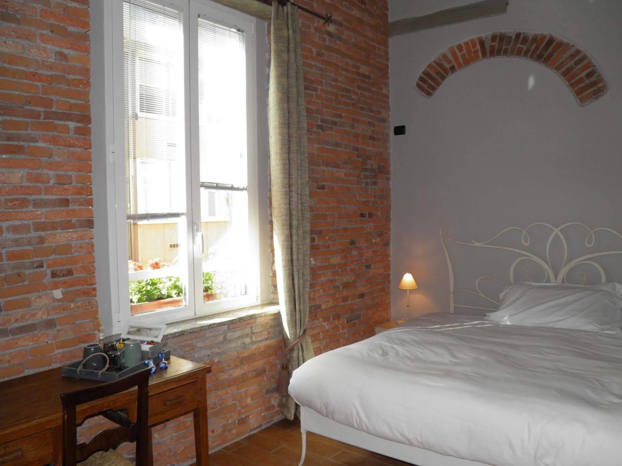 Bed & Breakfast In Centro Charme